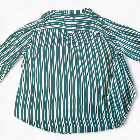 TORRID L Vertical Stripe Blouse Tunic Green White Split Neck Roll Tab Sleeve - Picture 8 of 9